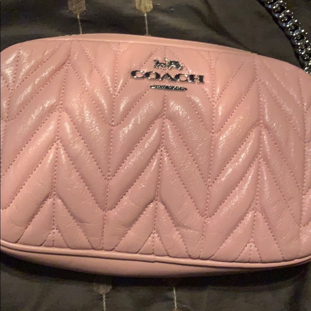 Authentic Coach belt bag. Can be worn 3ways.